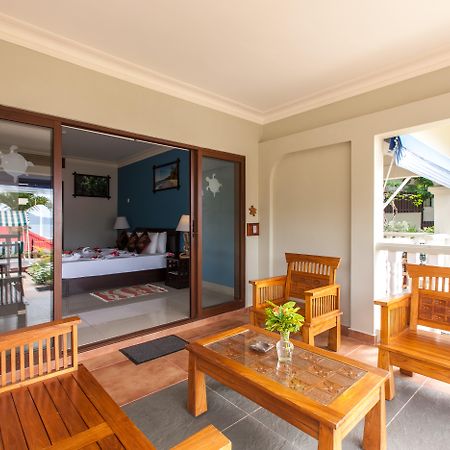 Le Relax Hotel And Restaurant Anse Royale Exteriör bild